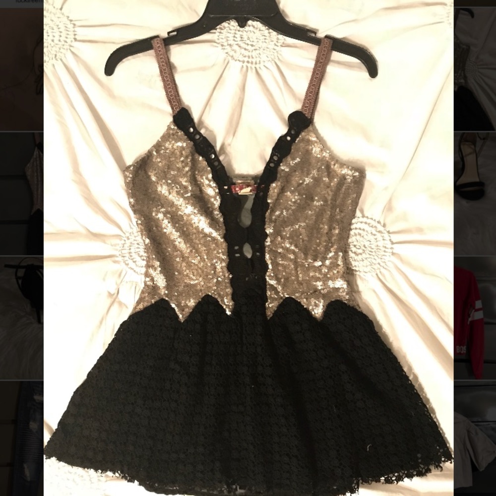 Nordstrom Women’s Top- Never Worn